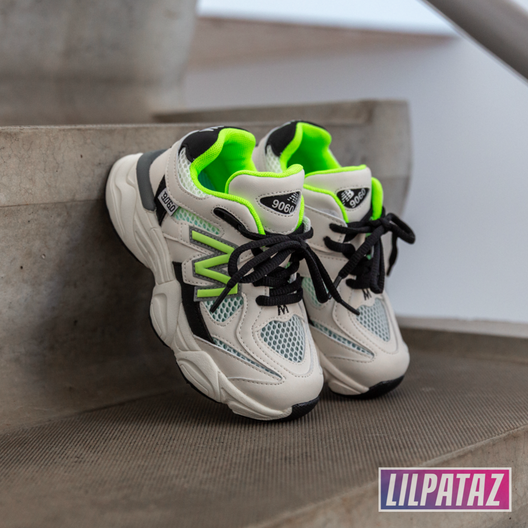 Styloz Off-White Grün (Größe 22-37)