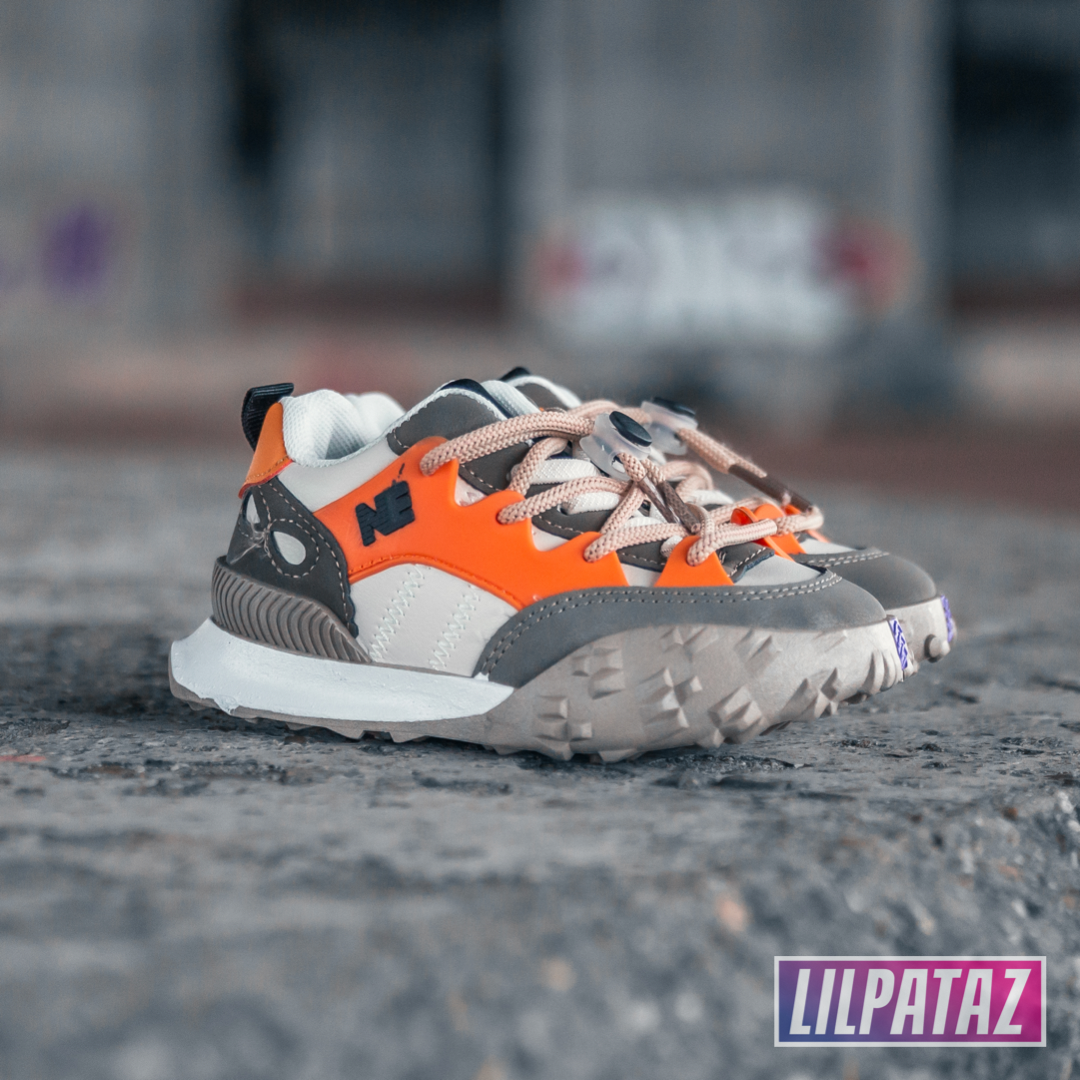 Moon Spikez Orange (size 21-32)