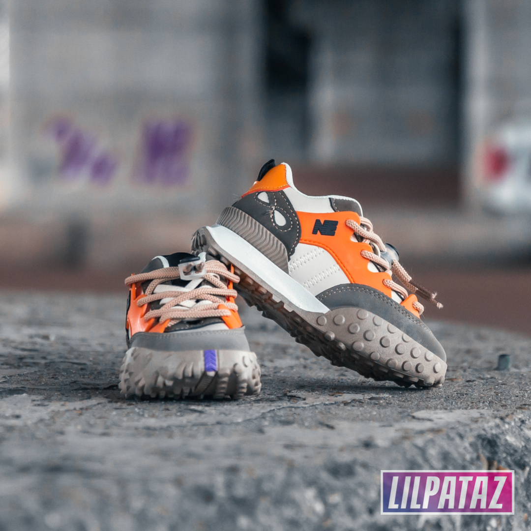 Moon Spikez Orange (size 21-32)