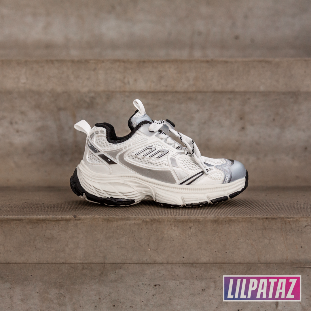 NEU - Silver Nightz (Größe 22-40)