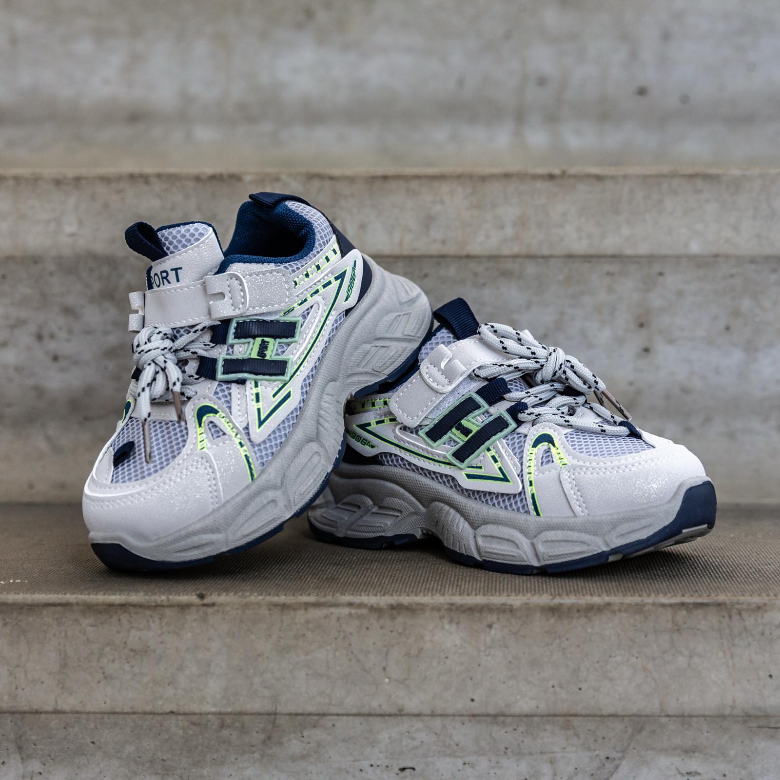 Schuin bovenaanzicht van Splashz Blue jongenssneaker – moderne en sportieve kindersneaker in blauw voor jongens